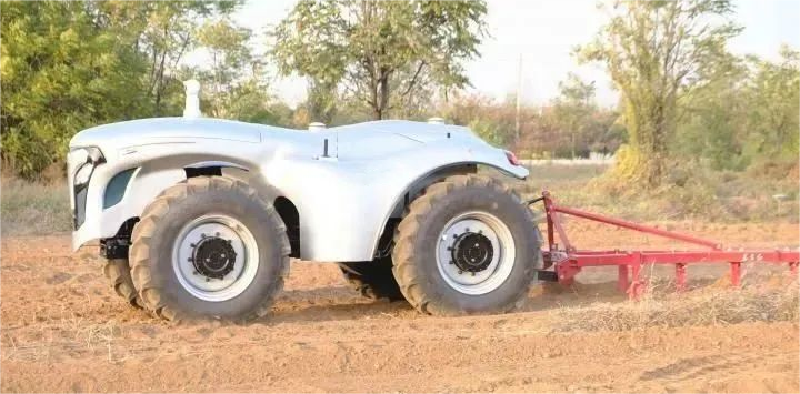 La tendencia de desarrollo del tractor agrícola no tripulado