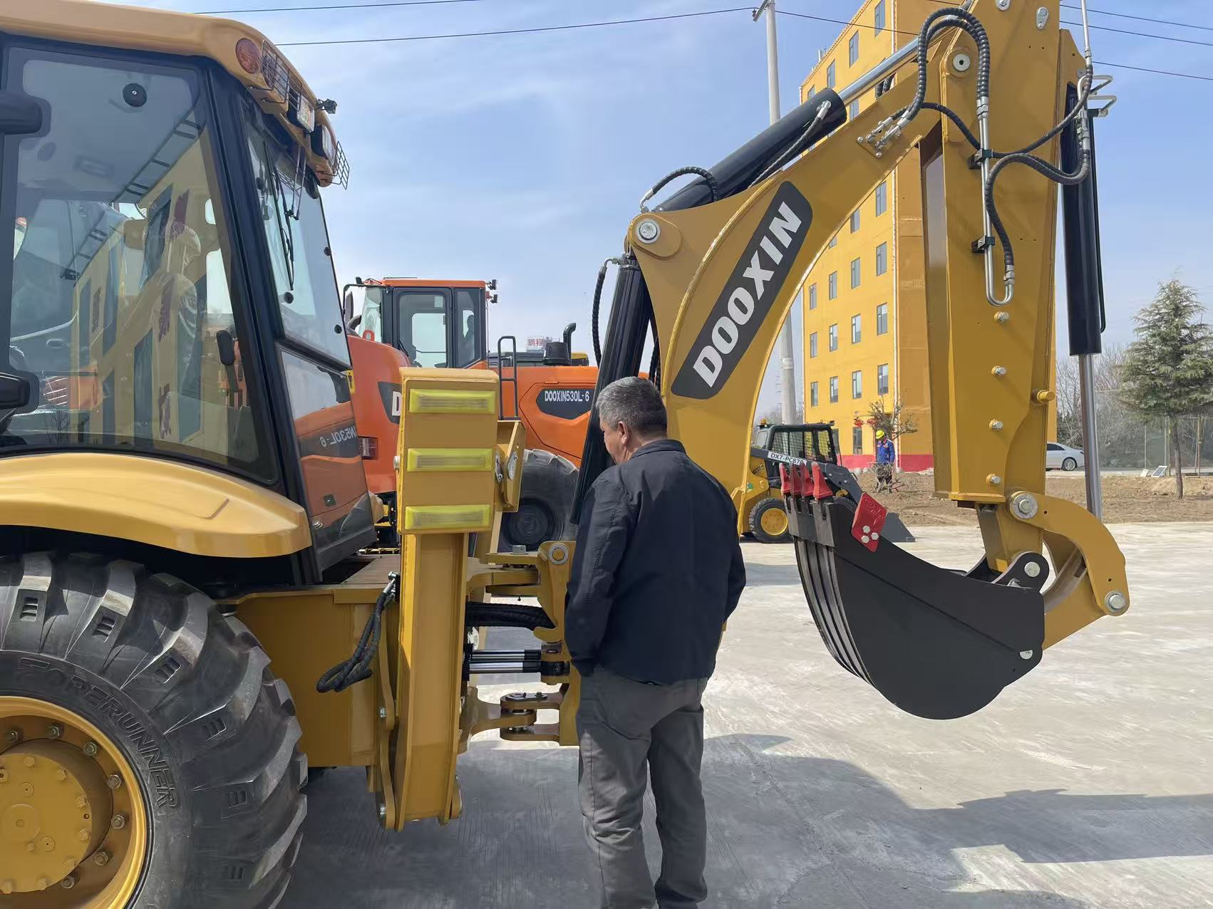 Clientes sudamericanos visitan nuestra fábrica